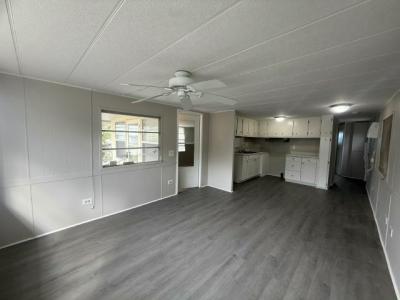 Photo 3 of 5 of home located at 1375 Pasadena Ave. S., #220 South Pasadena, FL 33707