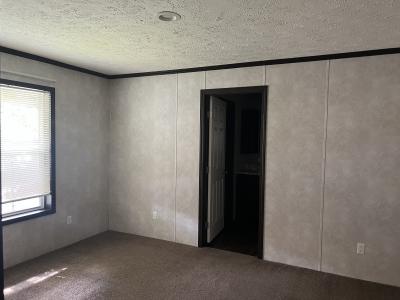 Photo 4 of 5 of home located at 339 Roxbury Park Goshen, IN 46526