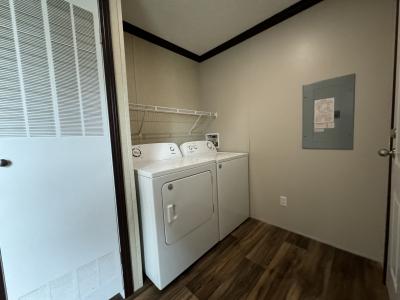 Photo 5 of 12 of home located at 187 Brookside Manor Goshen, IN 46526