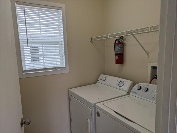 2011 Crest 81SUN16763 Mobile Home