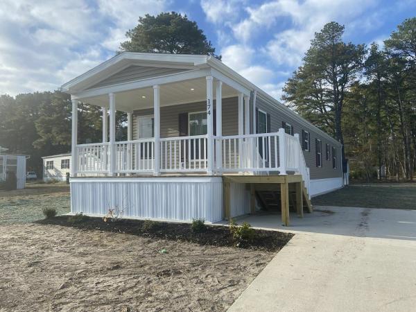 2025 Skyline - Leola Newark Mobile Home