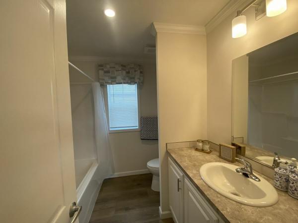 2025 Skyline - Leola Newark Mobile Home