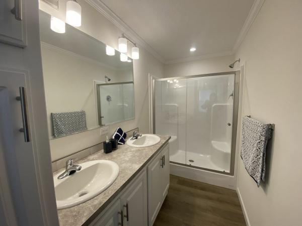 2025 Skyline - Leola Newark Mobile Home