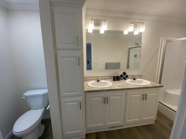 2025 Skyline - Leola Newark Mobile Home