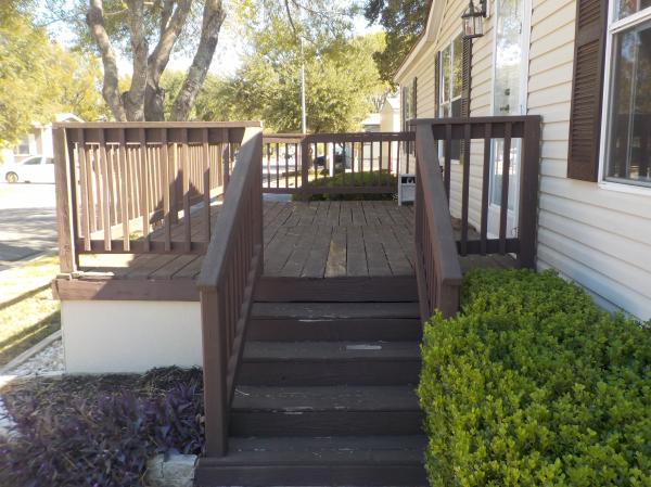 2000 Fleetwood Carriage Hill Mobile Home