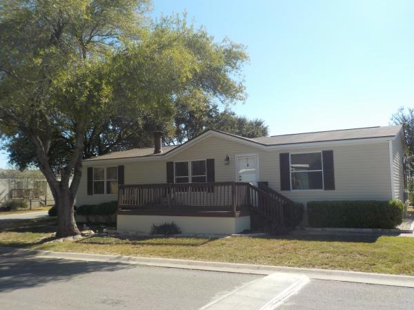 2000 Fleetwood Carriage Hill Mobile Home