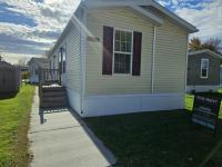 2021 Champion Home Builders, Inc RA1452 202 Manufactured Home