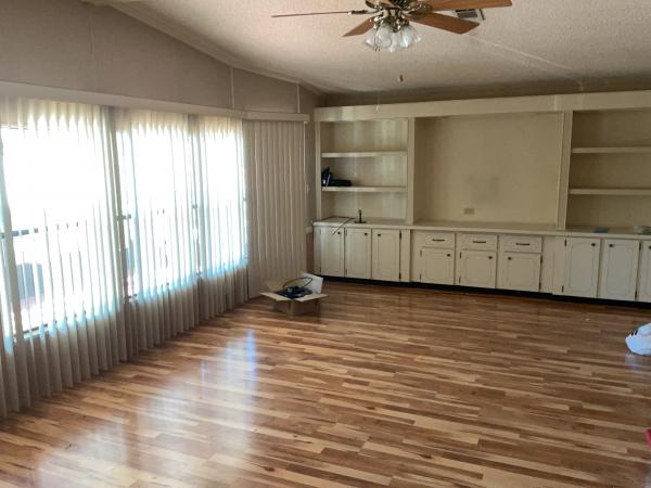 1986 Palm 124 Mobile Home