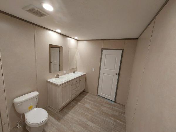 2025 Clayton Homes Inc Legend Mobile Home