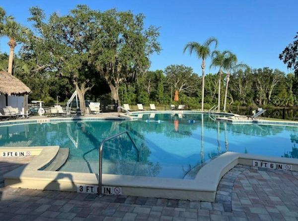 1987 Ledgerwood PT Mobile Home