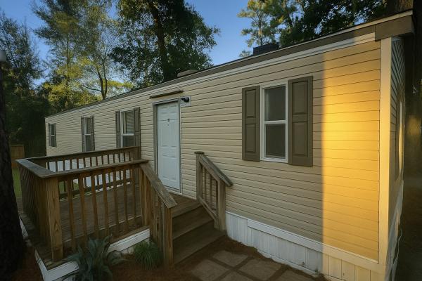 2005 American Homestar Corp Mobile Home For Sale