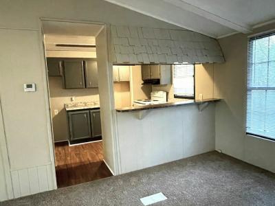 Photo 5 of 20 of home located at 151 Zurich Drive Lynwood, IL 60411