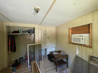 Photo 2 of 20 of home located at 36004 Cherry Avenue Grand Island, FL 32735