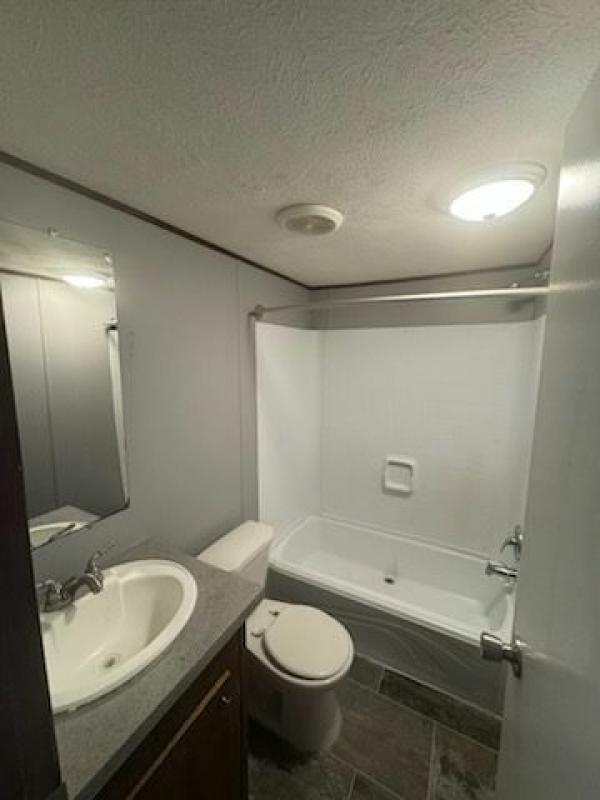 2017 Clayton Homes Inc Tru MH Mobile Home