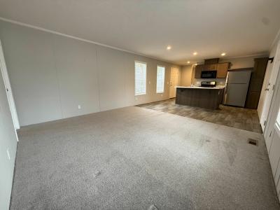 Photo 4 of 29 of home located at 11714 Cascade Circle #181 Romeo, MI 48065