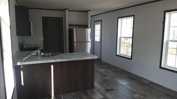 2025 Redman Advantage SW RAS-F-36627  Home