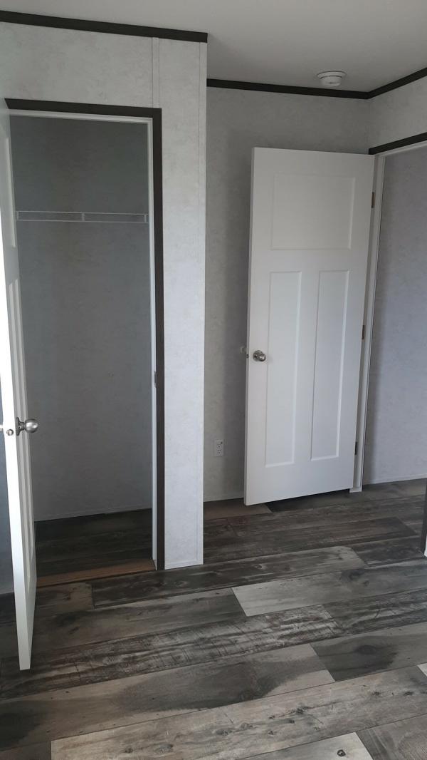 2025 Redman Advantage SW RAS-F-36627  Home