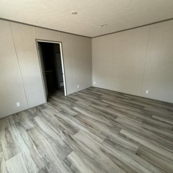 2025 Clayton Mobile Home