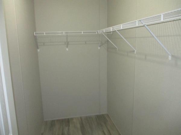 2021 Champion DD2852 209R  Home