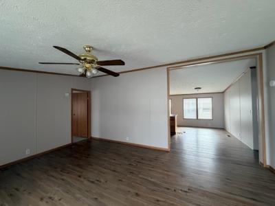 Photo 2 of 7 of home located at 8427 Quill Dr Fenton, MI 48430