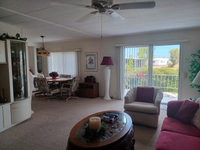 Photo 5 of 36 of home located at 39 South Rd Palmetto, FL 34221