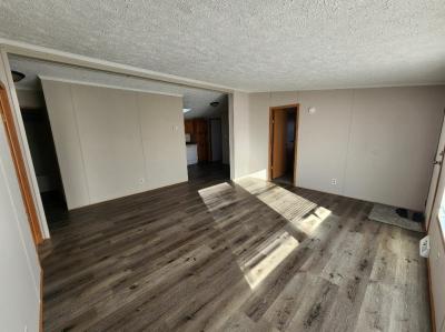 Photo 3 of 7 of home located at 8253 Feather Hollow Fenton, MI 48430