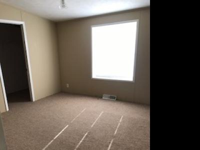 Photo 4 of 6 of home located at 175 Sarah Fern Ct Lapeer, MI 48446