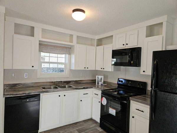 2023 Live Oak 2023 Manufactured Home