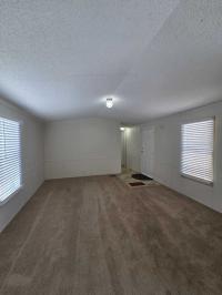 1990 Skyline Manufactured Home