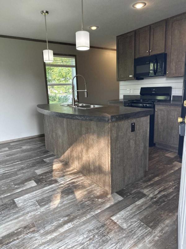 2020 Clayton - Wakarusa The Steal 6616-722 Manufactured Home