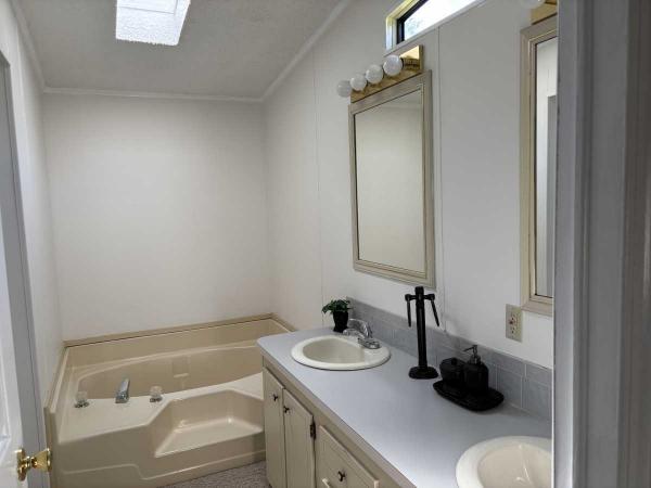 1988 GLEN DOUBLEWIDE Mobile Home