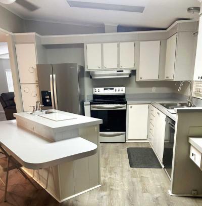 Photo 3 of 22 of home located at 7111 142nd Ave Largo, FL 33771