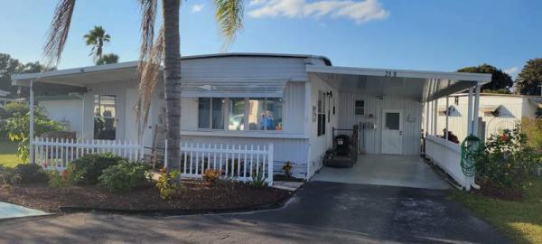 Photo 1 of 2 of home located at 28B Janice Ave Tavares, FL 32778