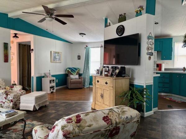 1985 Fleetwood Manufactured Home