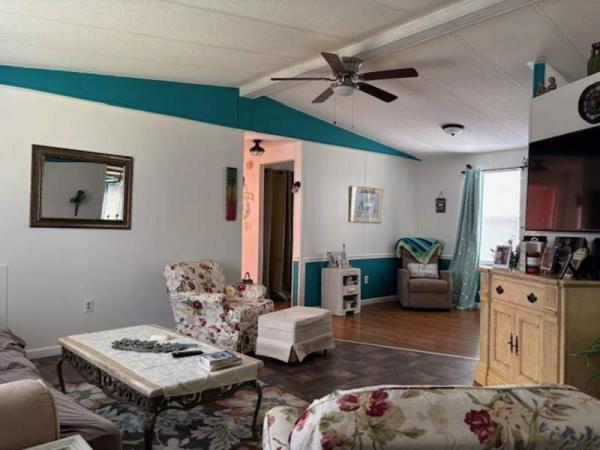 1985 Fleetwood Manufactured Home