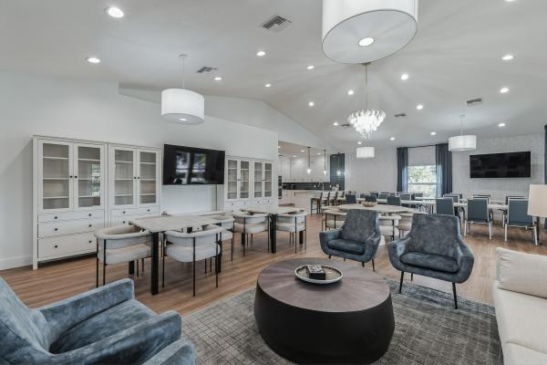 1985 Fleetwood Manufactured Home