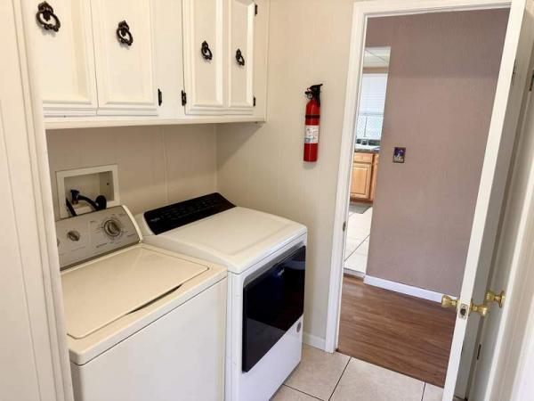 1975 Silvercrest Manufactured Home