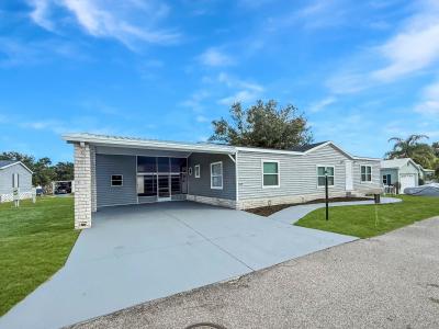 Photo 2 of 12 of home located at 819 Whisper Ridge Lane Davenport, FL 33897