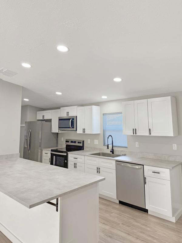 2000 SKYL 5902CTP Mobile Home