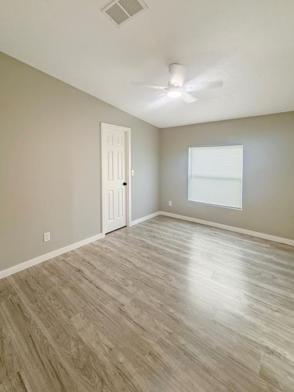 2000 SKYL 5902CTP Mobile Home