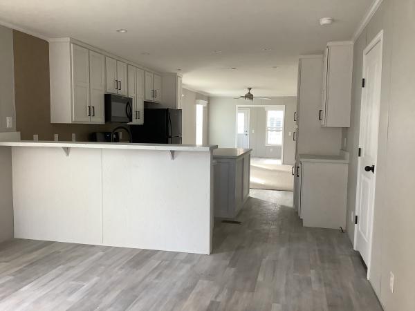 2025 Champion RAPB2864H32101 Mobile Home