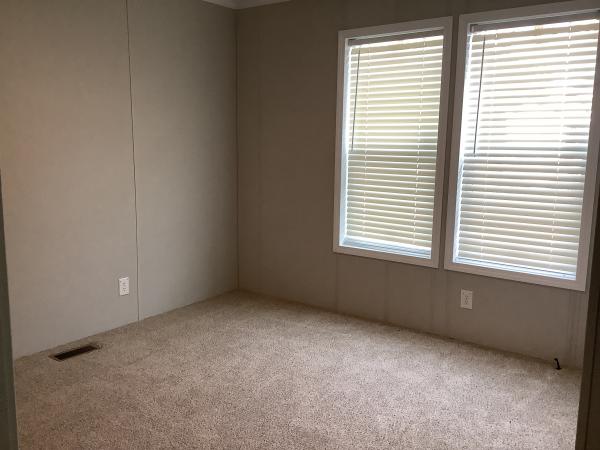 2025 Champion RAPB2864H32101 Mobile Home