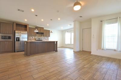 Photo 2 of 14 of home located at 14401 Weeksonia Avenue Port Charlotte, FL 33953