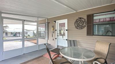 Photo 3 of 17 of home located at 805 Nelson Dr Lady Lake, FL 32159