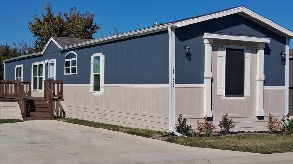 2024 Fleetwood Landmark Mobile Home