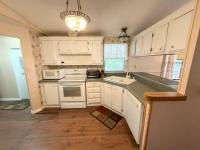 1985 Brook Manufactured Home