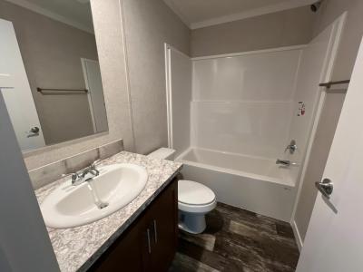 Photo 4 of 6 of home located at 3232 S Clifton Avenue, #572 Wichita, KS 67216