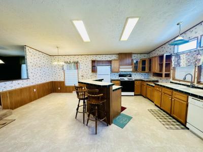 Photo 5 of 18 of home located at 2851 Verona Dr Northville, MI 48167