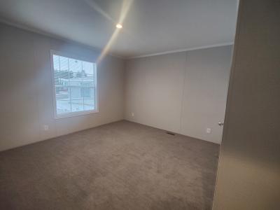 Photo 5 of 10 of home located at 3912 Broken Oak White Lake, MI 48383