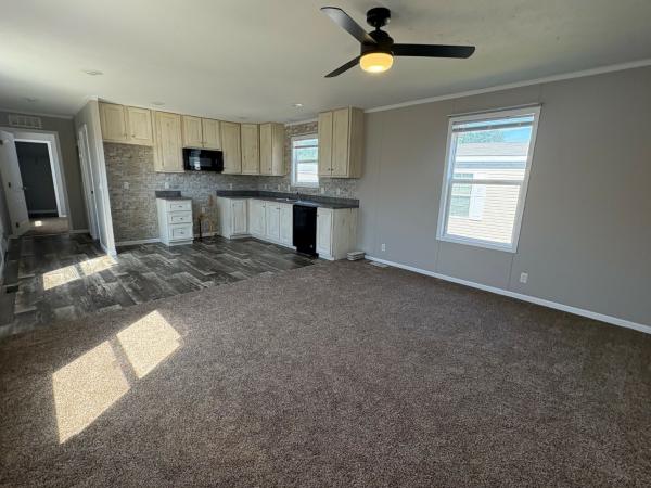 2019 Clayton Mobile Home For Sale